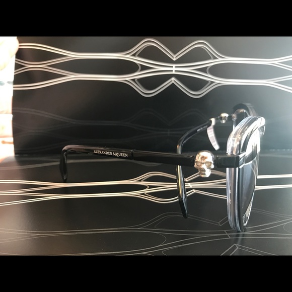 Sunglasses - Picture 2 of 4