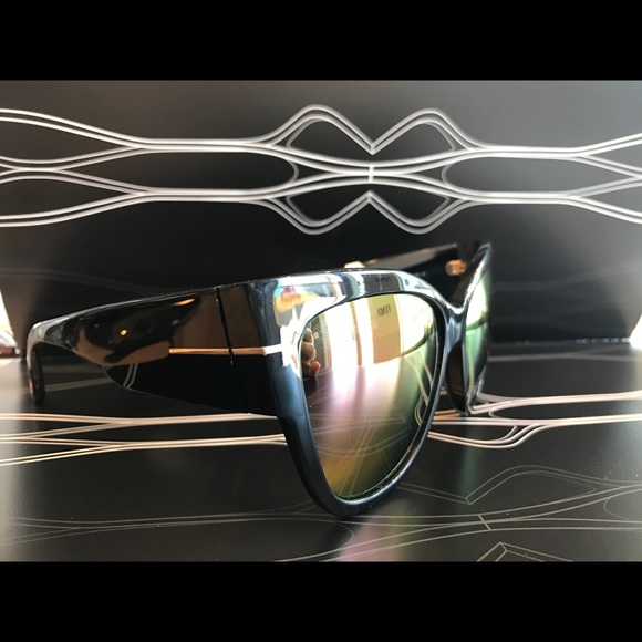 Sunglasses - Picture 2 of 2