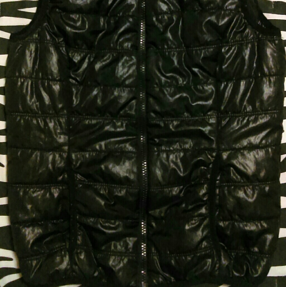 Black Aeropostale vest original brand small S/P