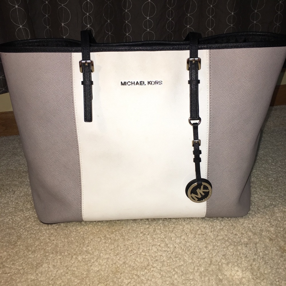 Michael Kors Jet Set Large Purse