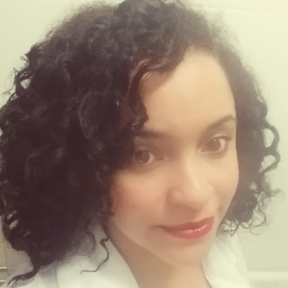 Meet your Posher, Alinette