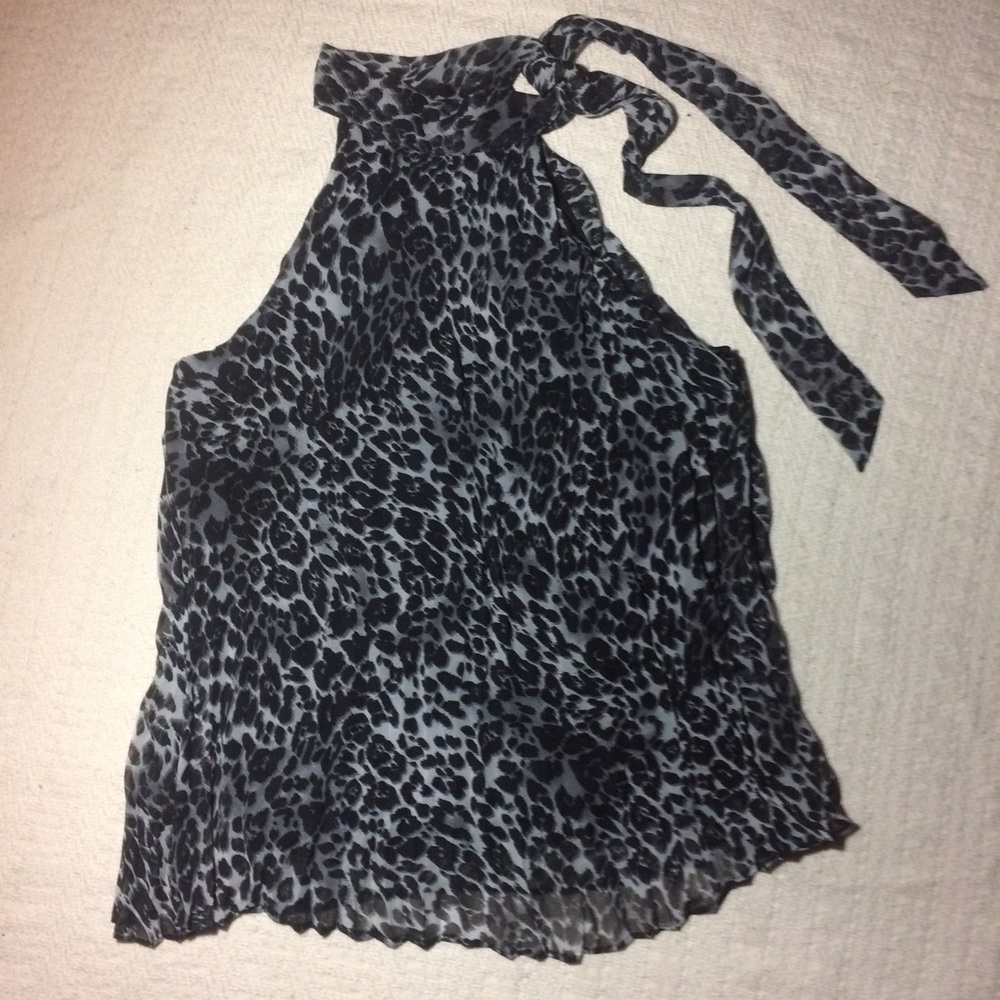 NWOT Animal Print High Collar Sleeveless Top