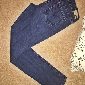Levi Slight Curve Modern Rise Skinny Jean