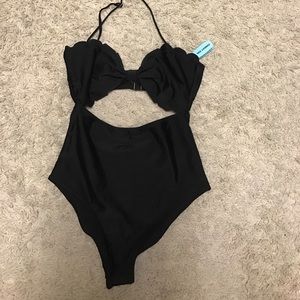 Medium one piece