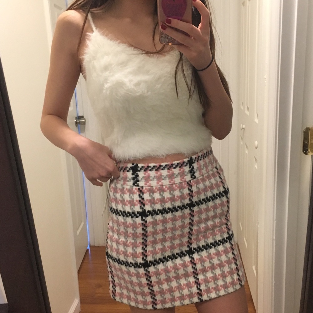Cutest little crop top. New With tag