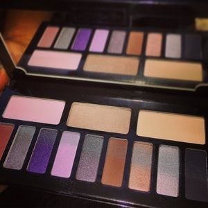 Kat Von D Innerstellar Eyeshadow Palette