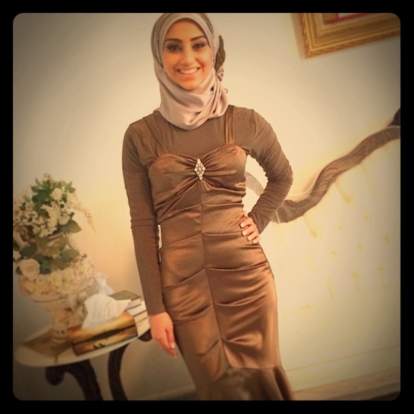 Special occasion dress - Picture 1 of 1