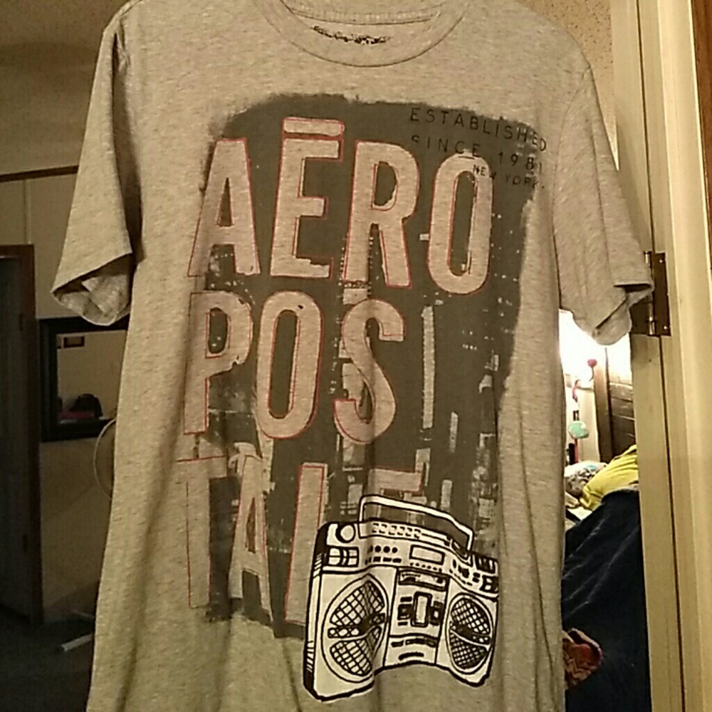 Aeropostale t-shirt worn 2 times.