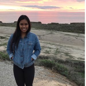 Meet your Posher, Celina