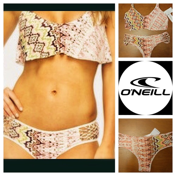O'Neill Bahia Ruffle Crop Bikini w/Open Weave - Picture 1 of 2