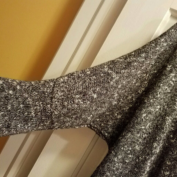 Maurices 3/4 length sleve sweater - Picture 2 of 3