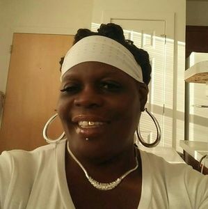 Meet your Posher, Vera