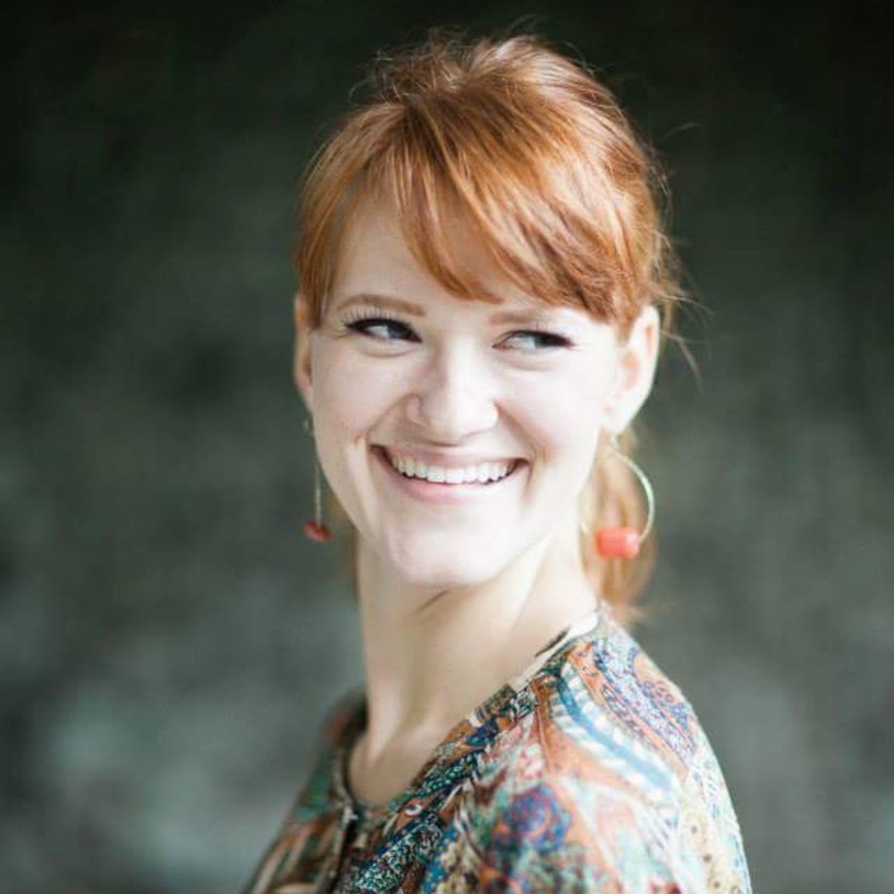 Meet your Posher, Elizabeth