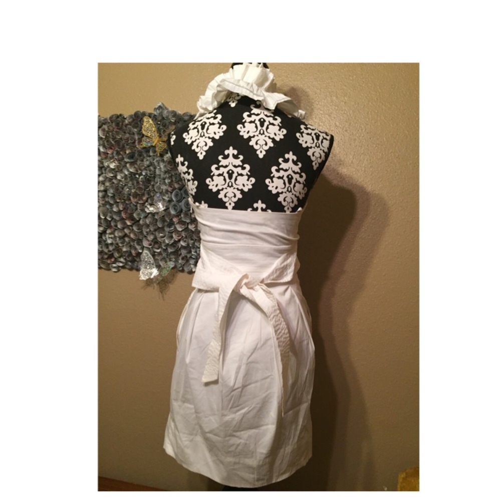 Dress - Picture 2 of 3