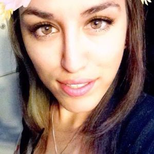 Meet your Posher, Catherine