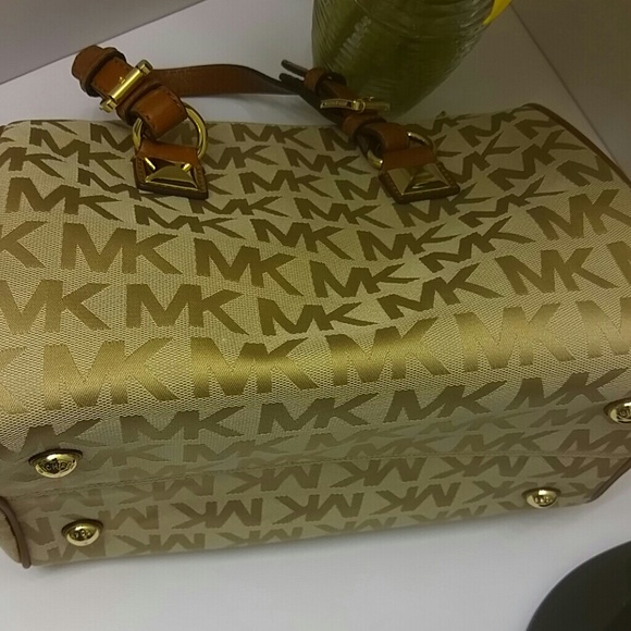 ⚡SOLD ON EBAY⚡Authentic Michael Kors Purse - Picture 7 of 7