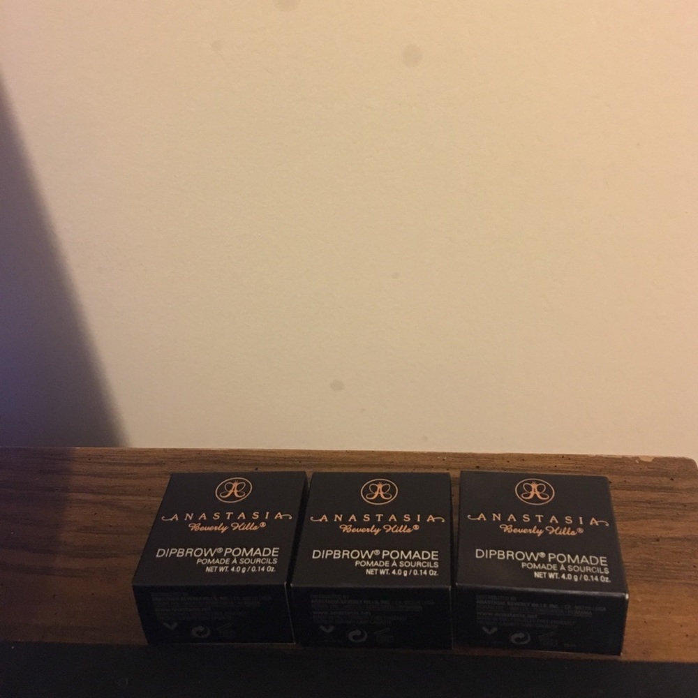 Anastasia Dipbrow Pomade