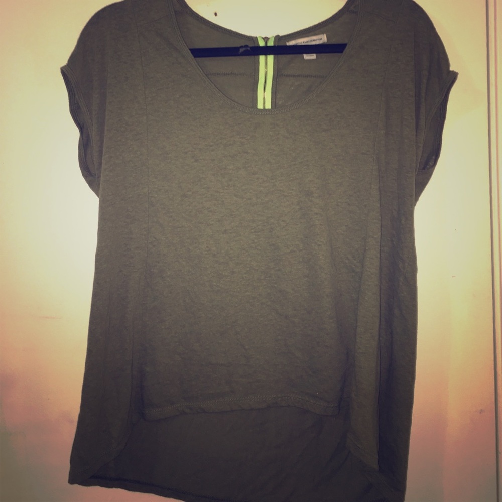 Short sleeve shirt