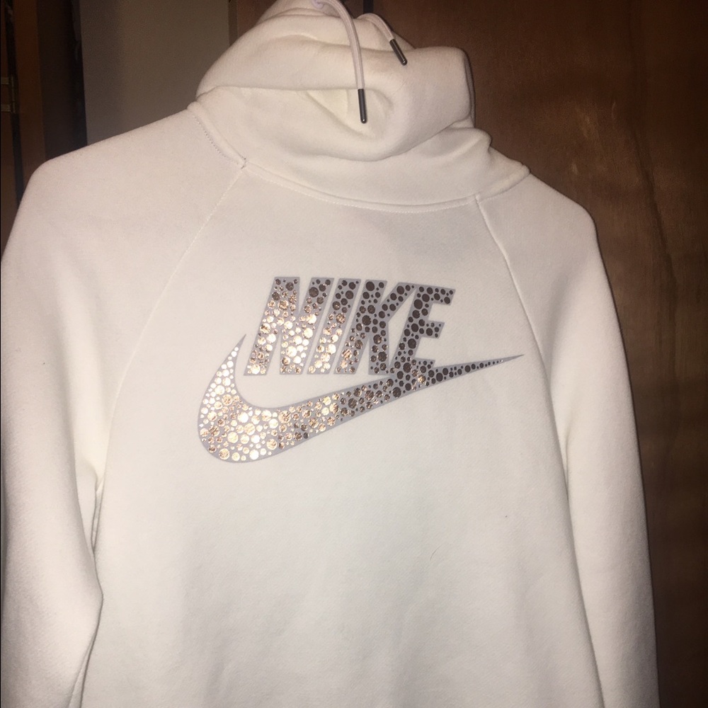 Nike sweater