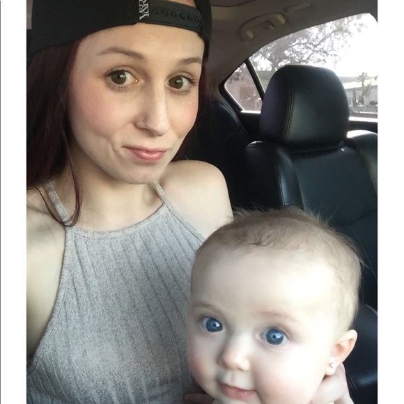 Meet your Posher, Alex - Picture 3 of 4