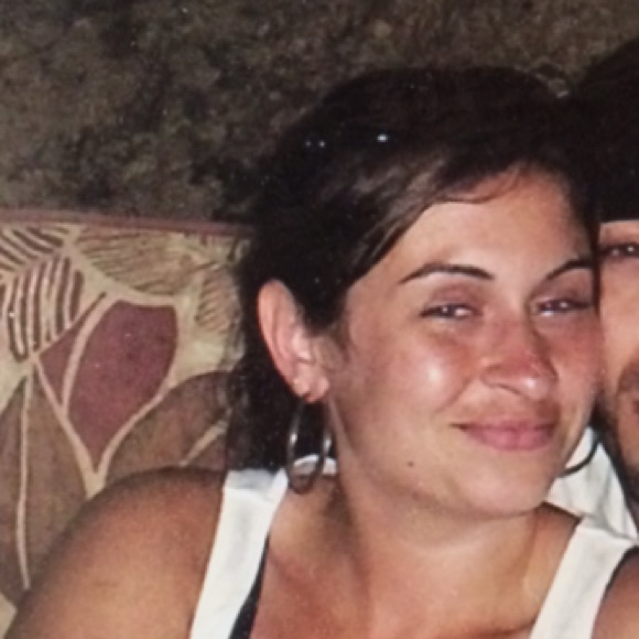 Meet your Posher, Hollien - Picture 1 of 1