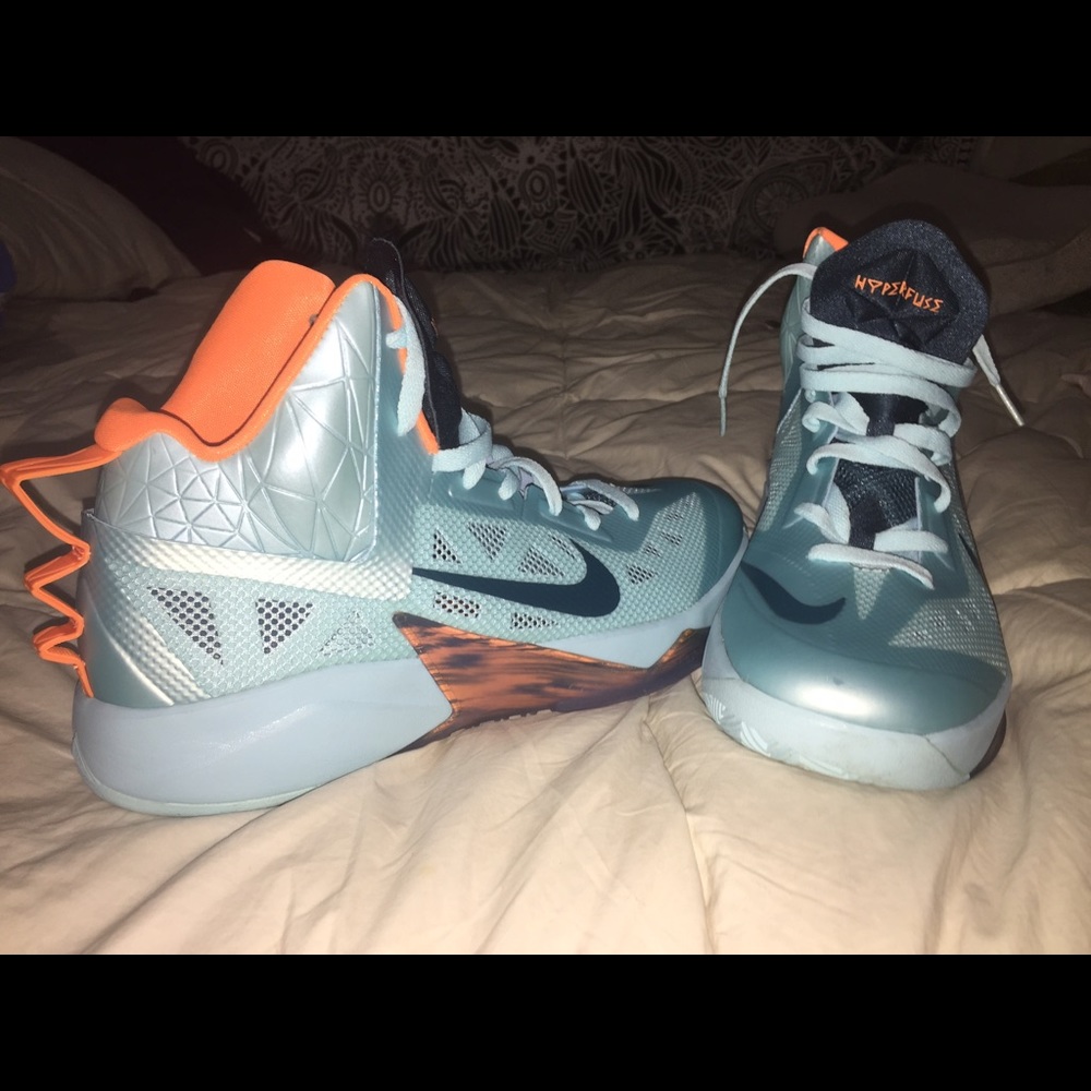 Men's nike Hyper fuse