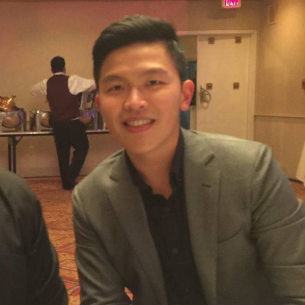 Meet your Posher, Eka