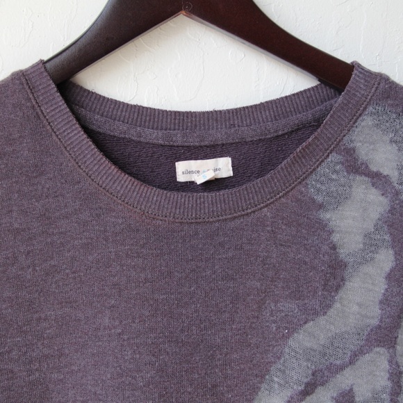 Silence & Noise Sweater Style Top - Picture 2 of 5