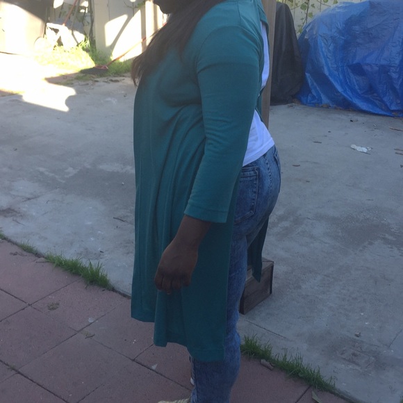 Cardigan - Picture 2 of 5