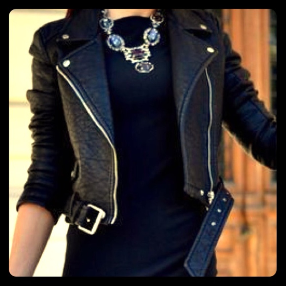 black pencil dress cover photo is for style ideas