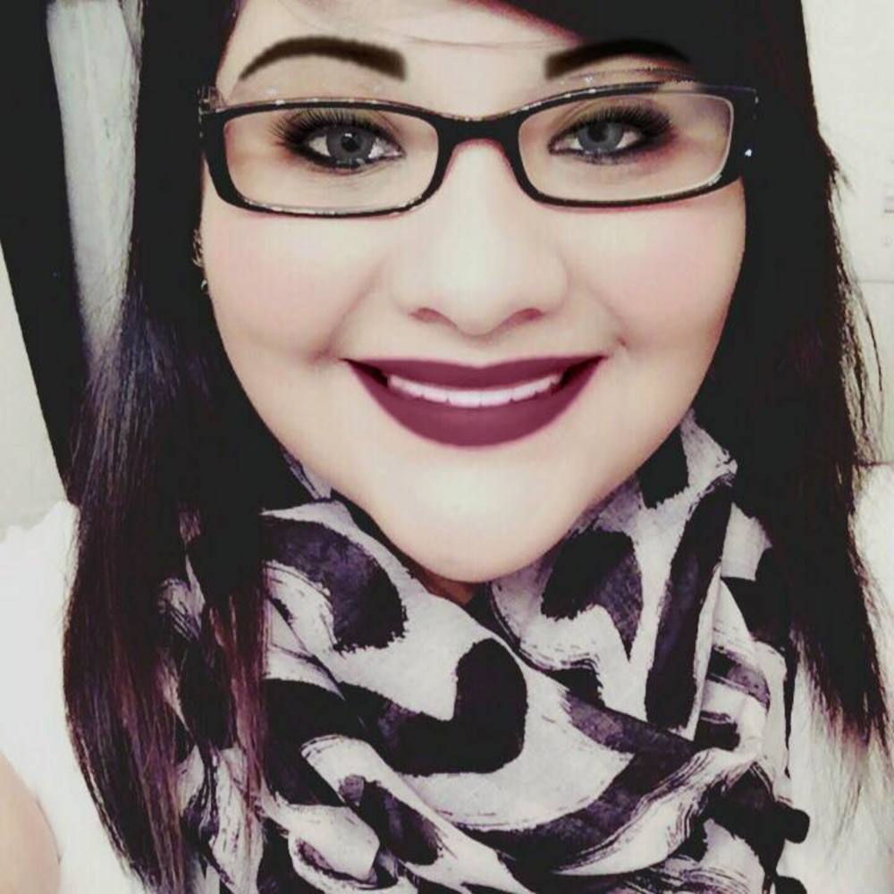 Meet your Posher, Roxy