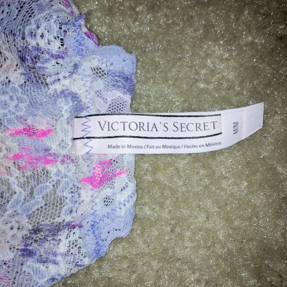 Victoria's Secret Floral Lace Thong - Picture 3 of 3