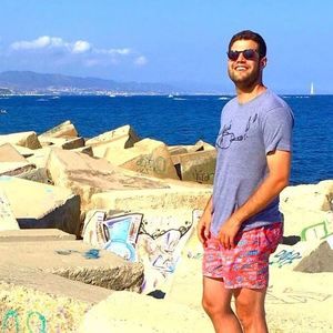 Meet your Posher, Lee