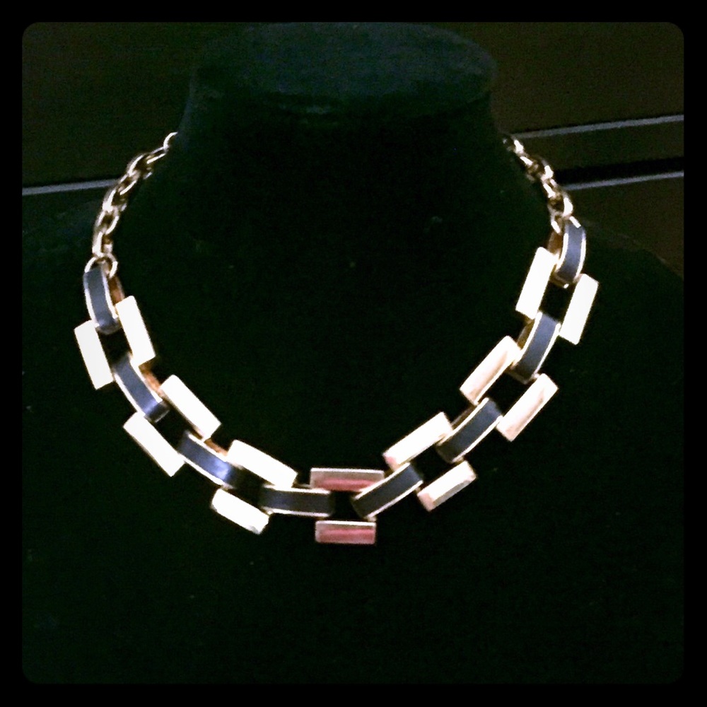 Leather link necklace in Gold! Reversible !!!