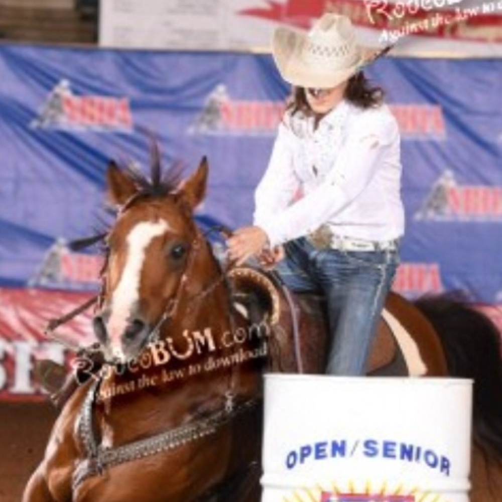 Meet your Posher, Leslie