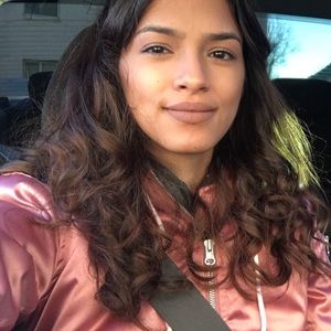 Meet your Posher, Nicole