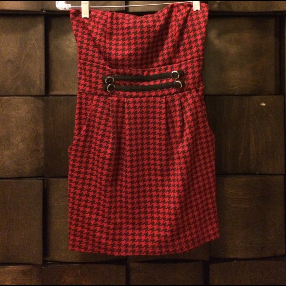 Red houndstooth dress
