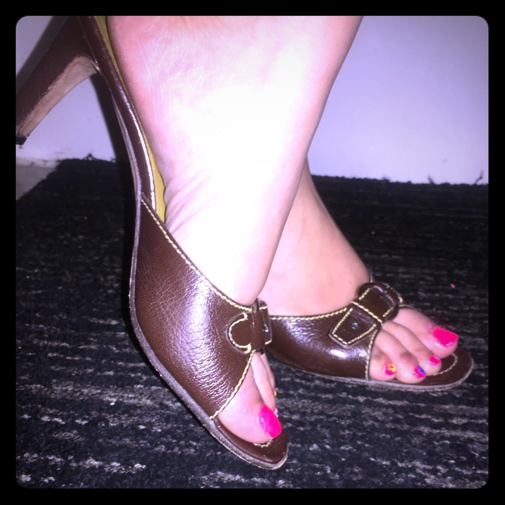 Authentic Prada pumps