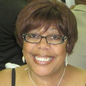 Meet your Posher, Evette