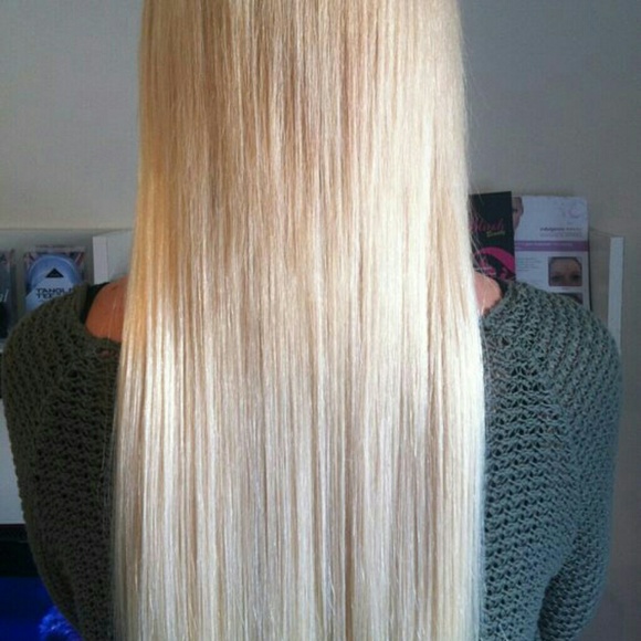 Bleach Blonde Full Head Clip In Extension #613