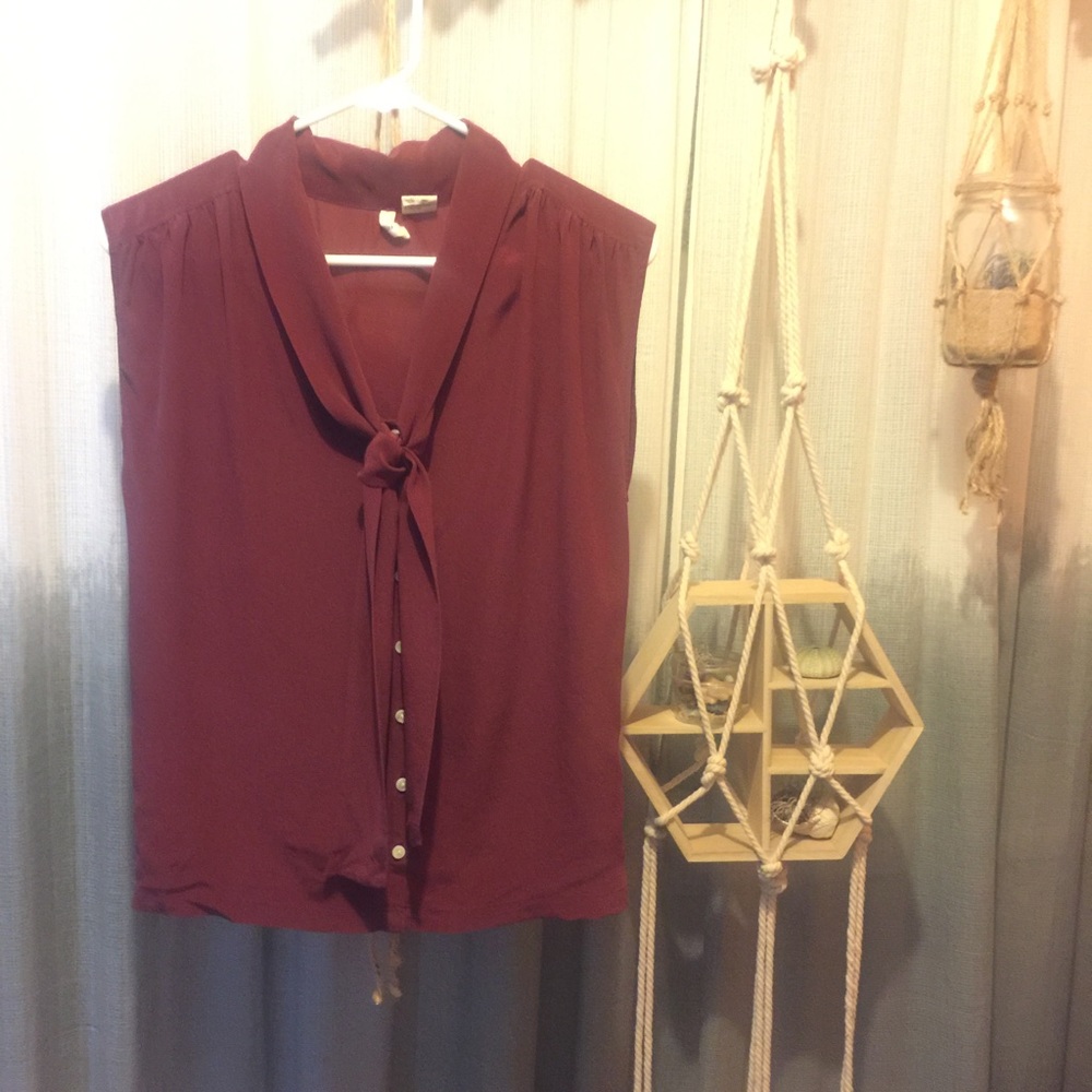Covet Tie Collar Blouse