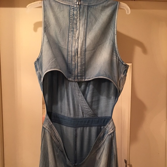 ❤️HP❤️Chambray Wide Leg Jumpsuit- DENIM - Picture 4 of 6