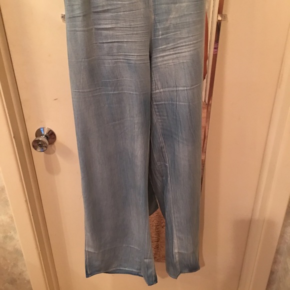 ❤️HP❤️Chambray Wide Leg Jumpsuit- DENIM - Picture 6 of 6