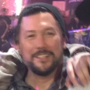 Meet your Posher, Lee