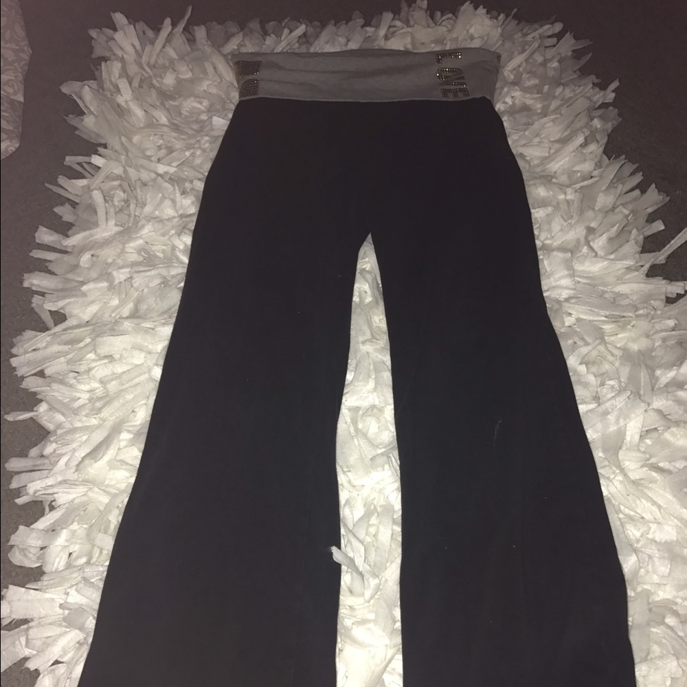Vs yoga pants