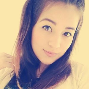 Meet your Posher, Yulissa