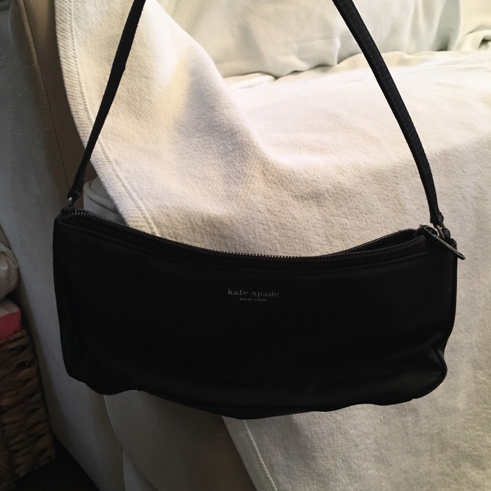Kate Spade small black purse/bag with zipper closure - Picture 2 of 4