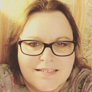 Meet your Posher, Lorita