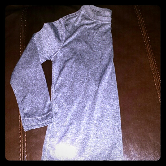 L/S   STAR SHIRT - Picture 2 of 2