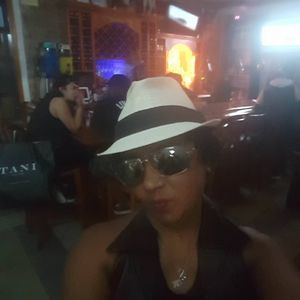 Meet your Posher, Meli